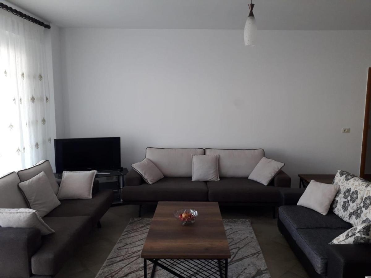 Center-Sea View Apartament,Saranda Extérieur photo