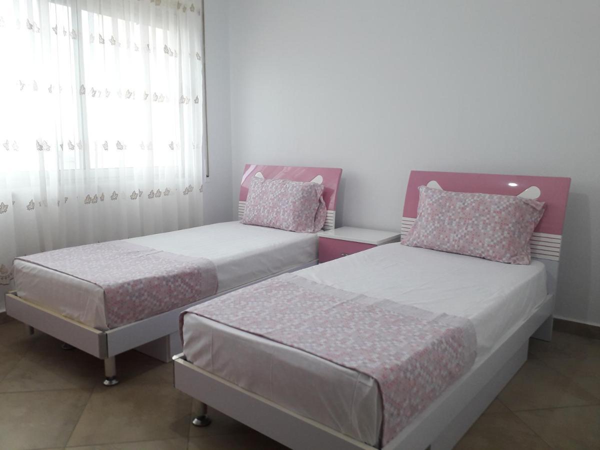 Center-Sea View Apartament,Saranda Extérieur photo